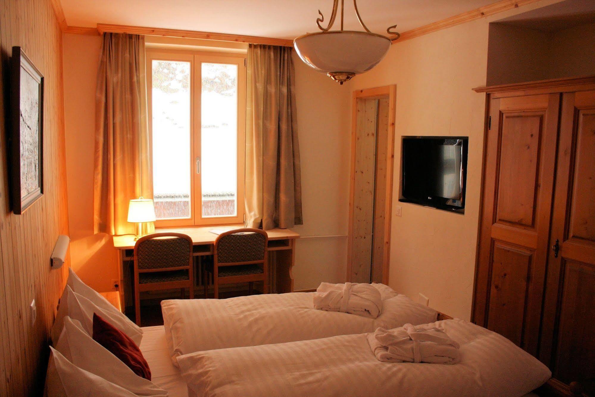 Alpenbad Hotel Bad Serneus Klosters Kültér fotó